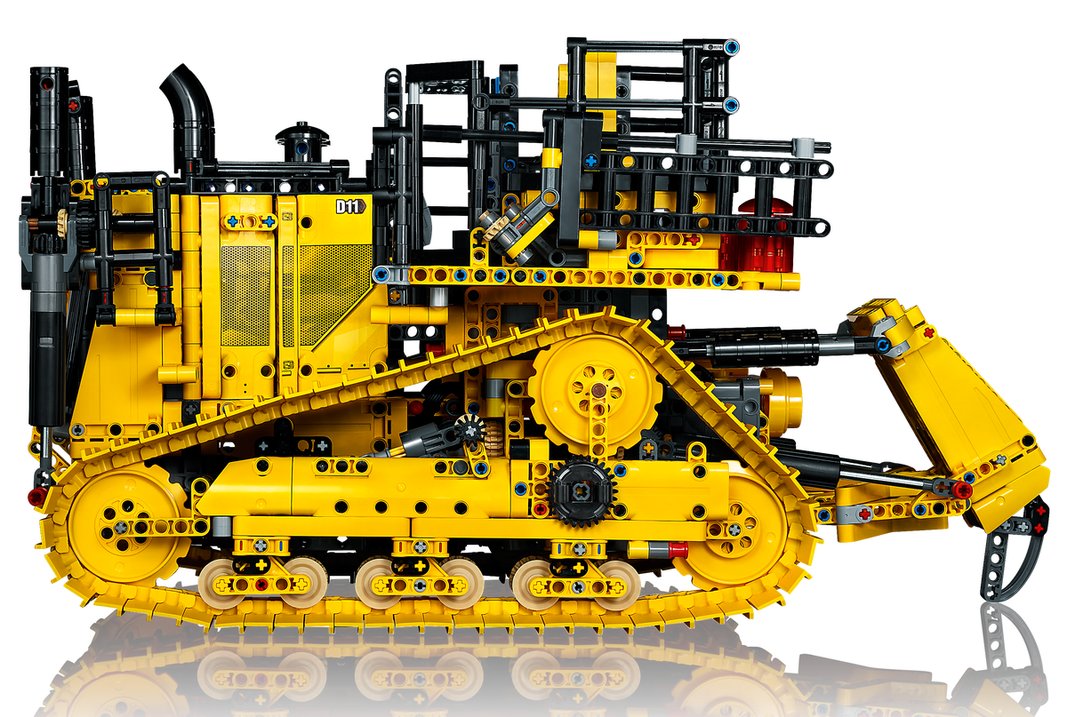  LEGO_Technic_huren_ Cat-D11_Bulldozer_met_app-besturing-42131